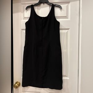 Jessica Howard sleeveless black dress size 14